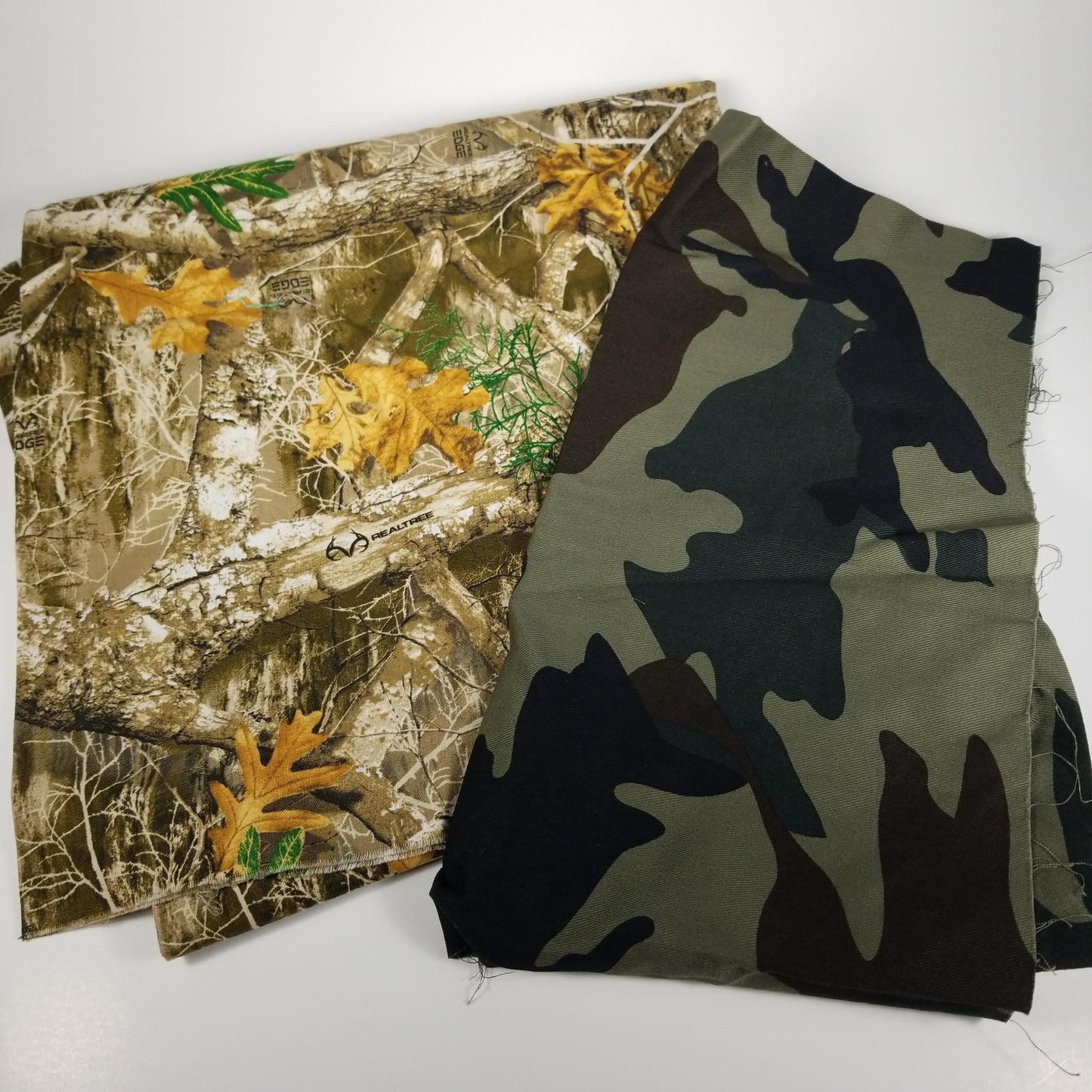FABRIC Camo camouflage cotton bundle (2 designs) REALTREE Edge