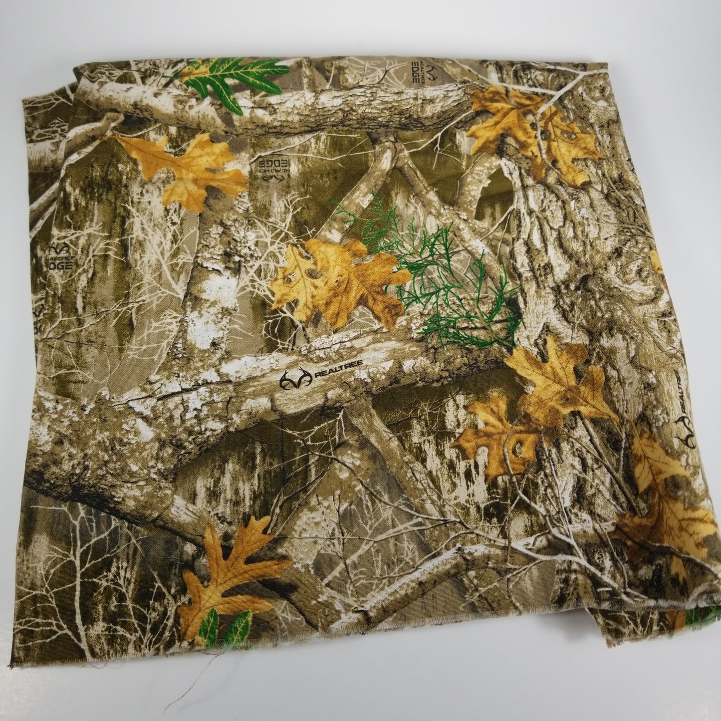 FABRIC Camo camouflage cotton bundle (2 designs) REALTREE Edge