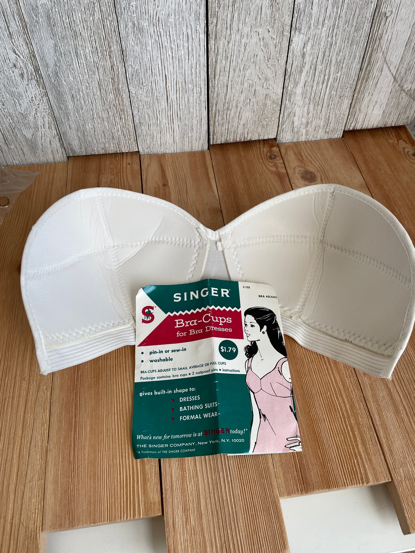 Vintage NOS Bra, collar, patches, pockets Bra making supplies Hardwear and accessories Replacement Pieces Findings Sewing Pick your Notion