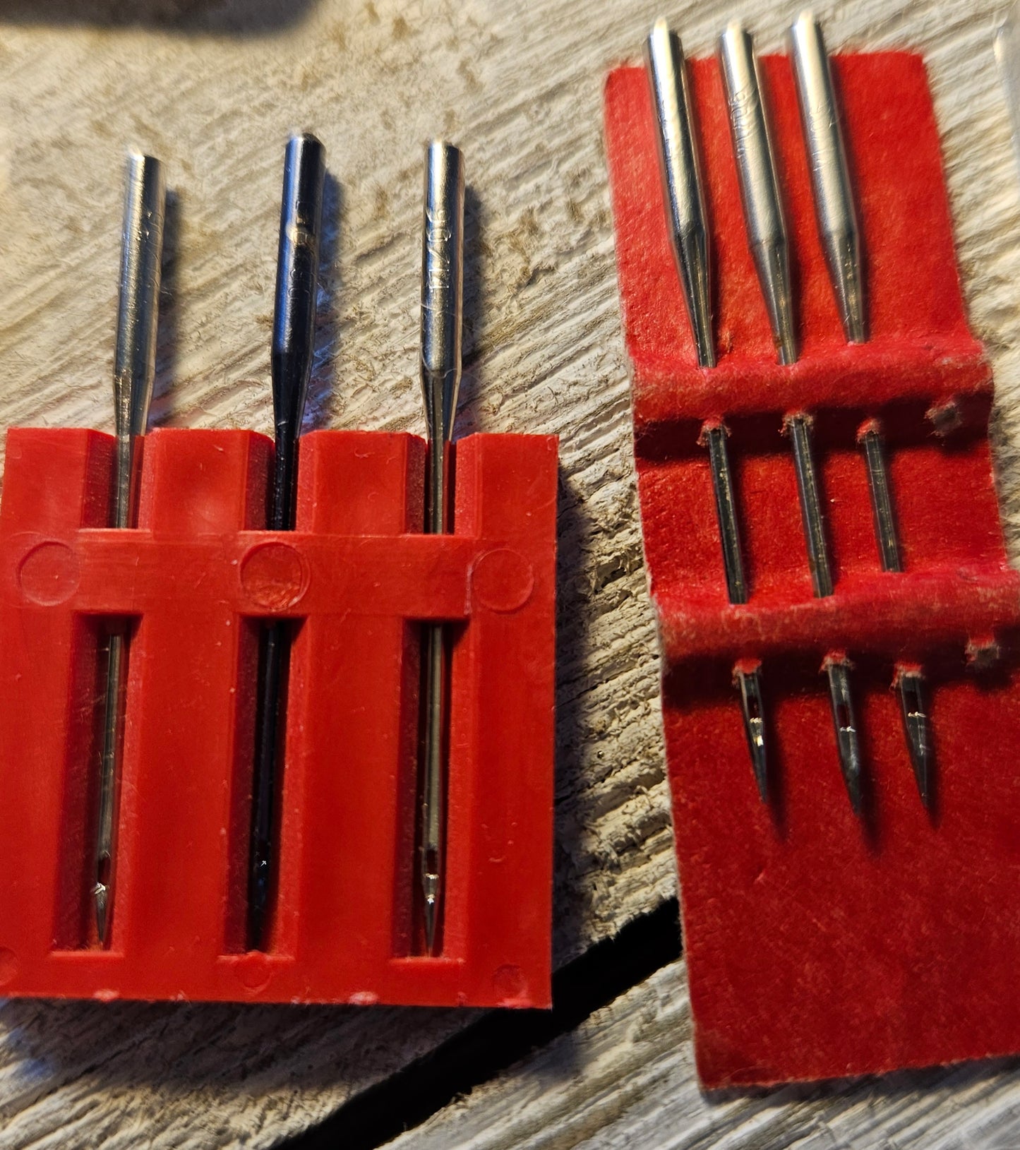Mixed Lot of Size 14 Sewing Machine needles and 2 twin needles - various brands