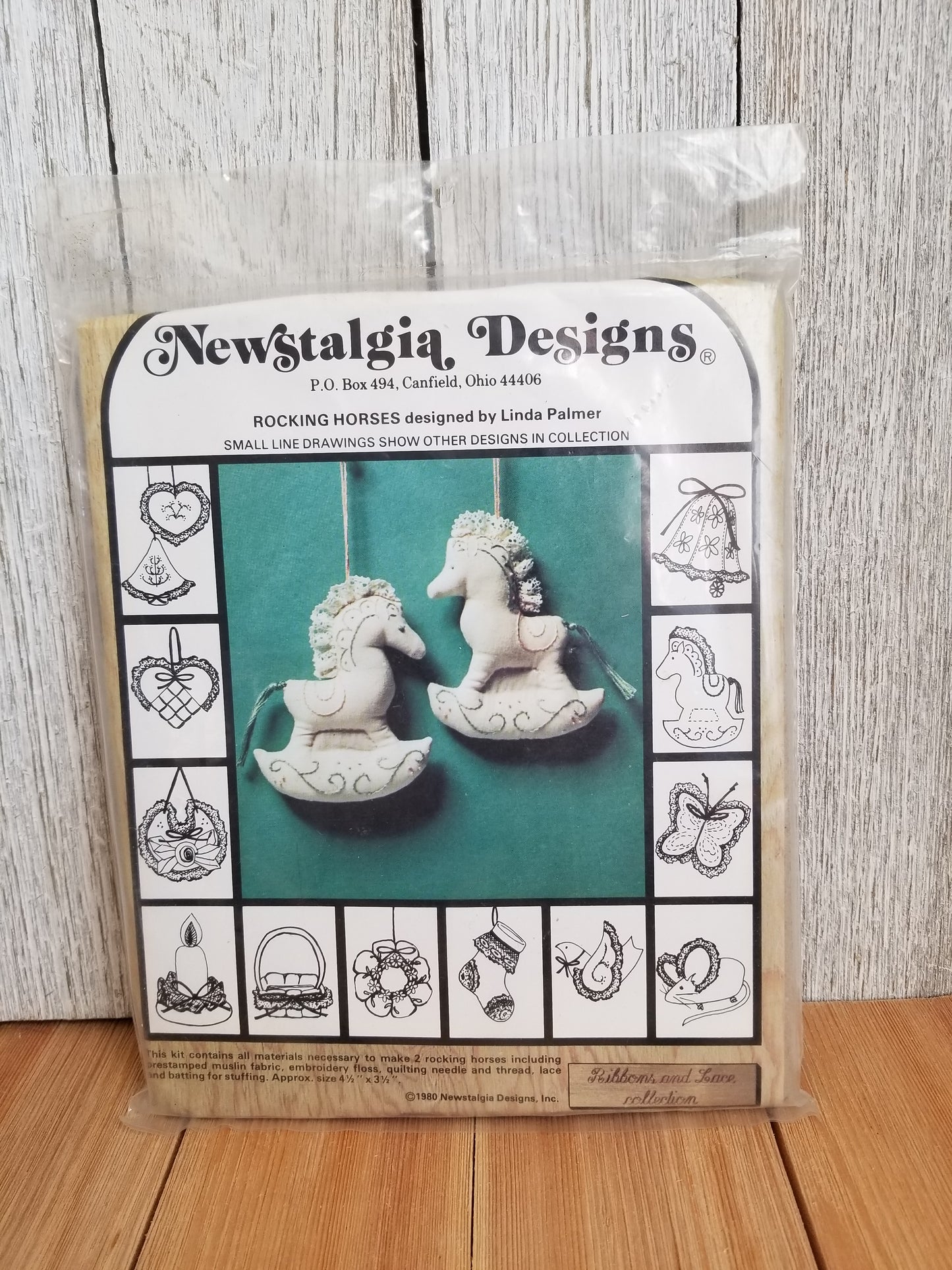 Newstaliga Designs Rocking Horses Ornaments Unopen Kit