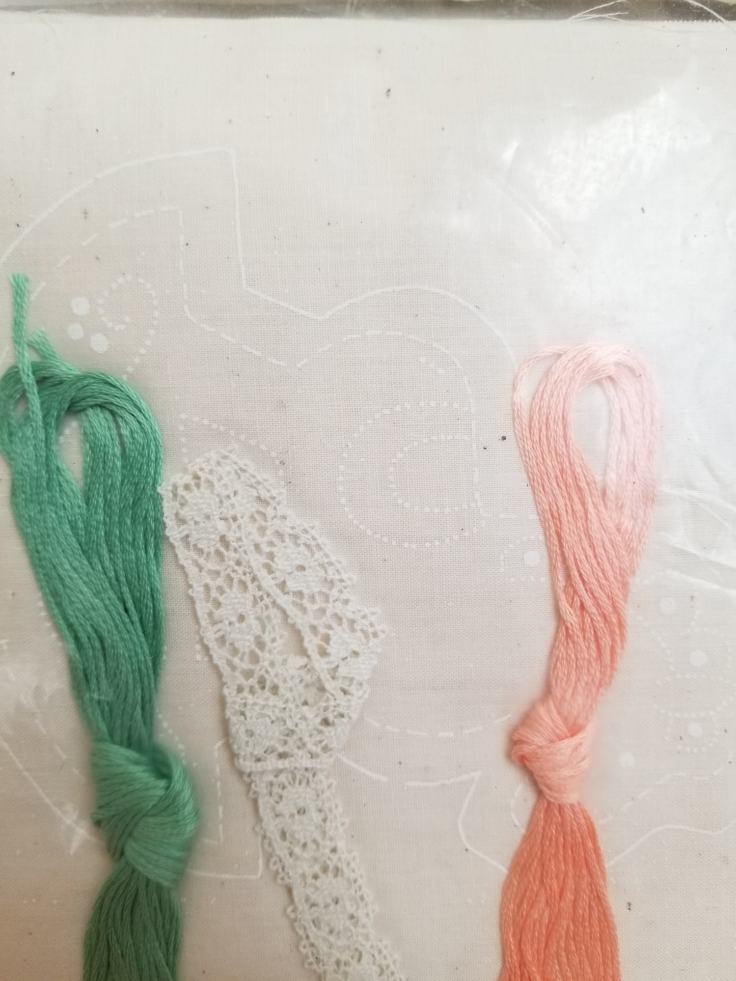 Newstaliga Designs Rocking Horses Ornaments Unopen Kit