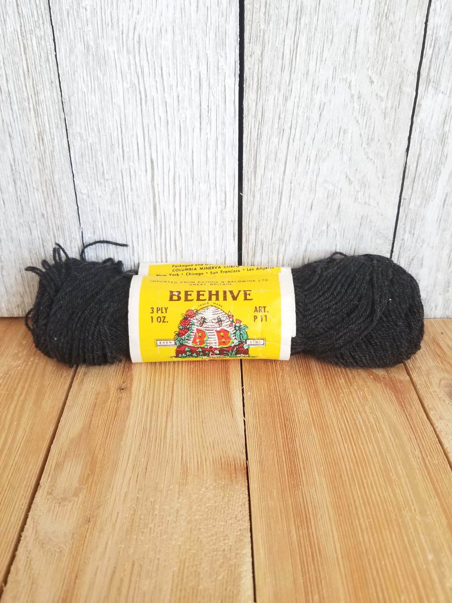 Vintage Beehive Scotch Fingering Wool Yarn Charcoal Black 3 Ply