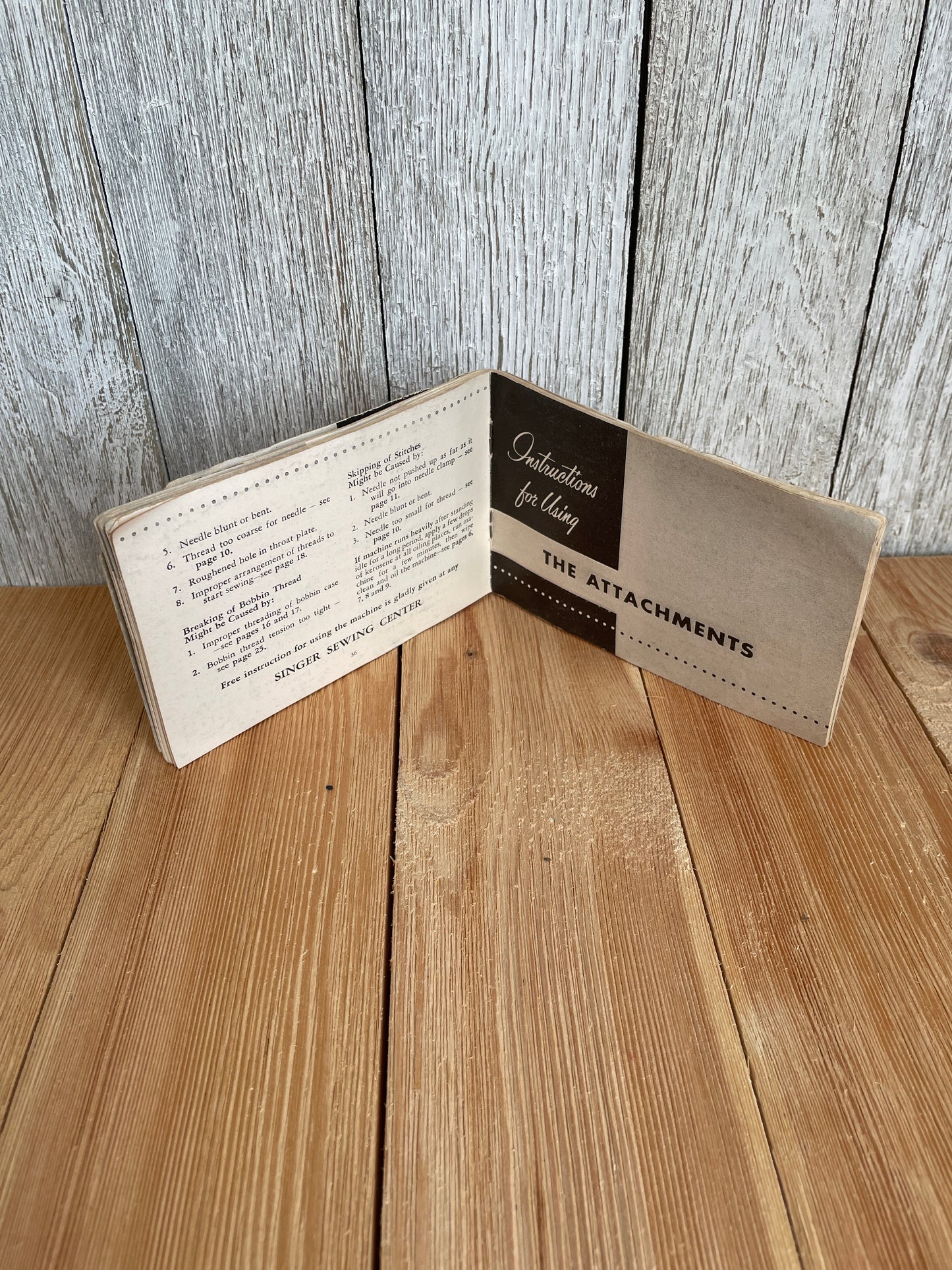 Original manual vtg Electric Sewing Machine model 99 -31 The Singer Manufacturing Company