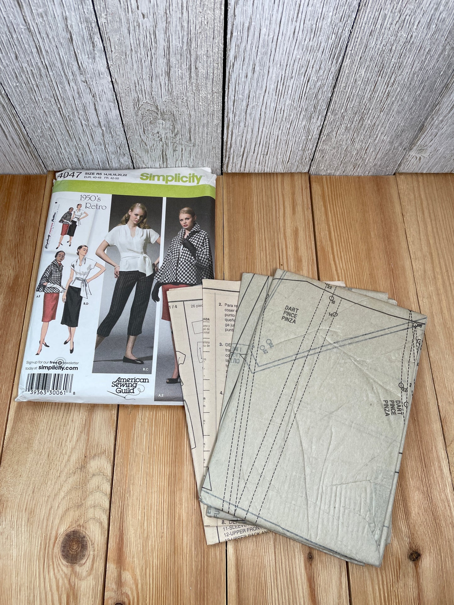 Simplicity 4047 Vintage Cropped Pants Skirt Top Lined Jacket Size 14-22 Pattern Uncut FF