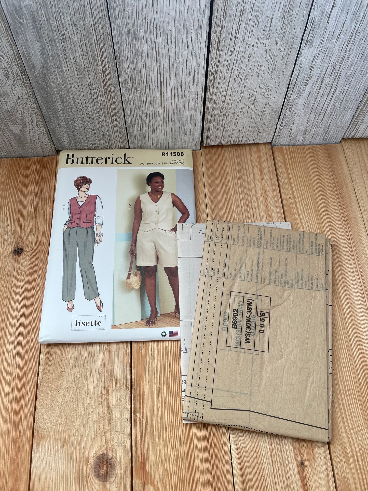 Butterick R11508 Women Vest Pants Shorts Size 30W-38W Uncut FF Sewing Pattern