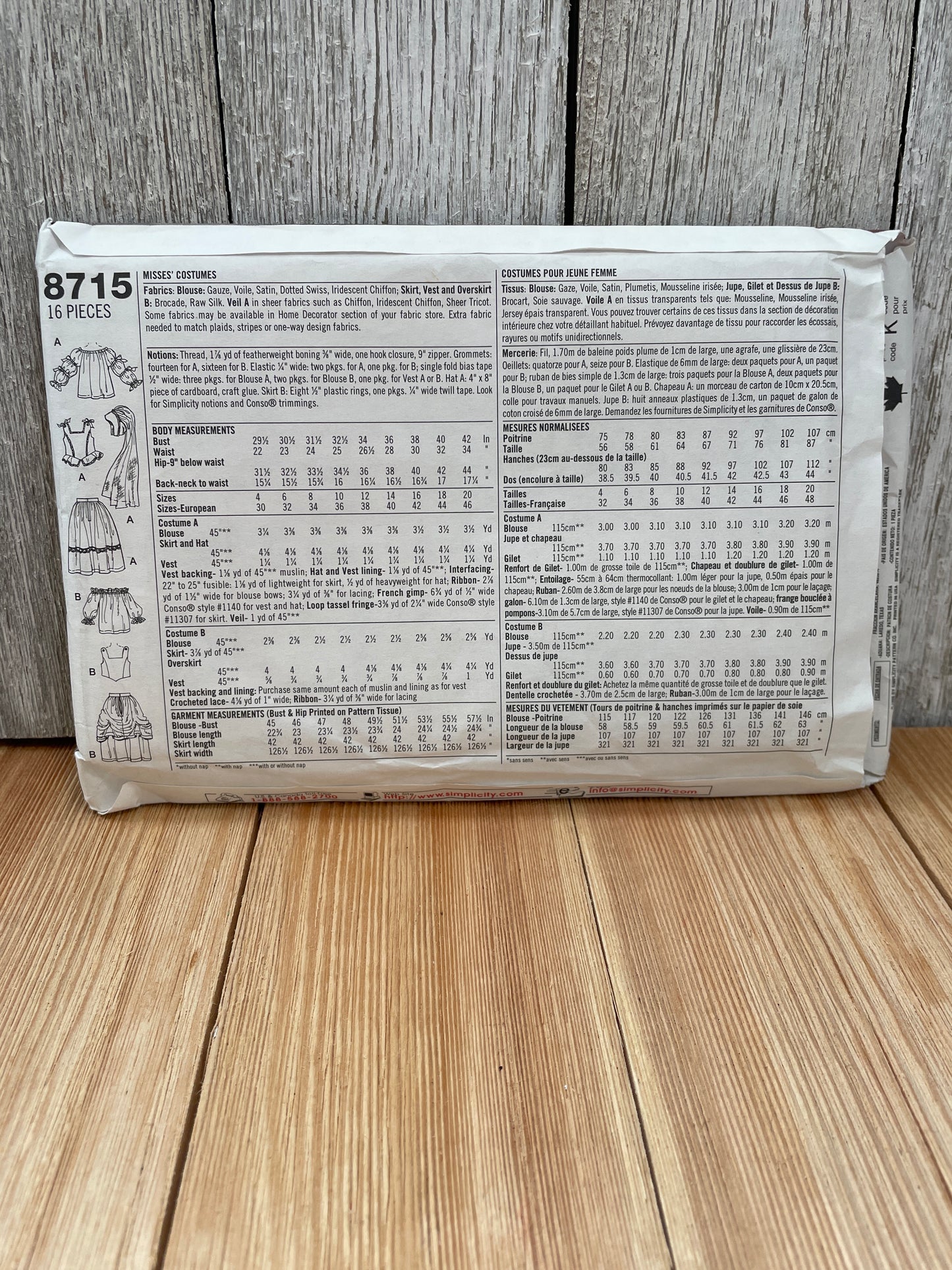 Simplicity 8715 Renaissance Gown Costume Pattern Size 10-14 UNCUT FF Halloween