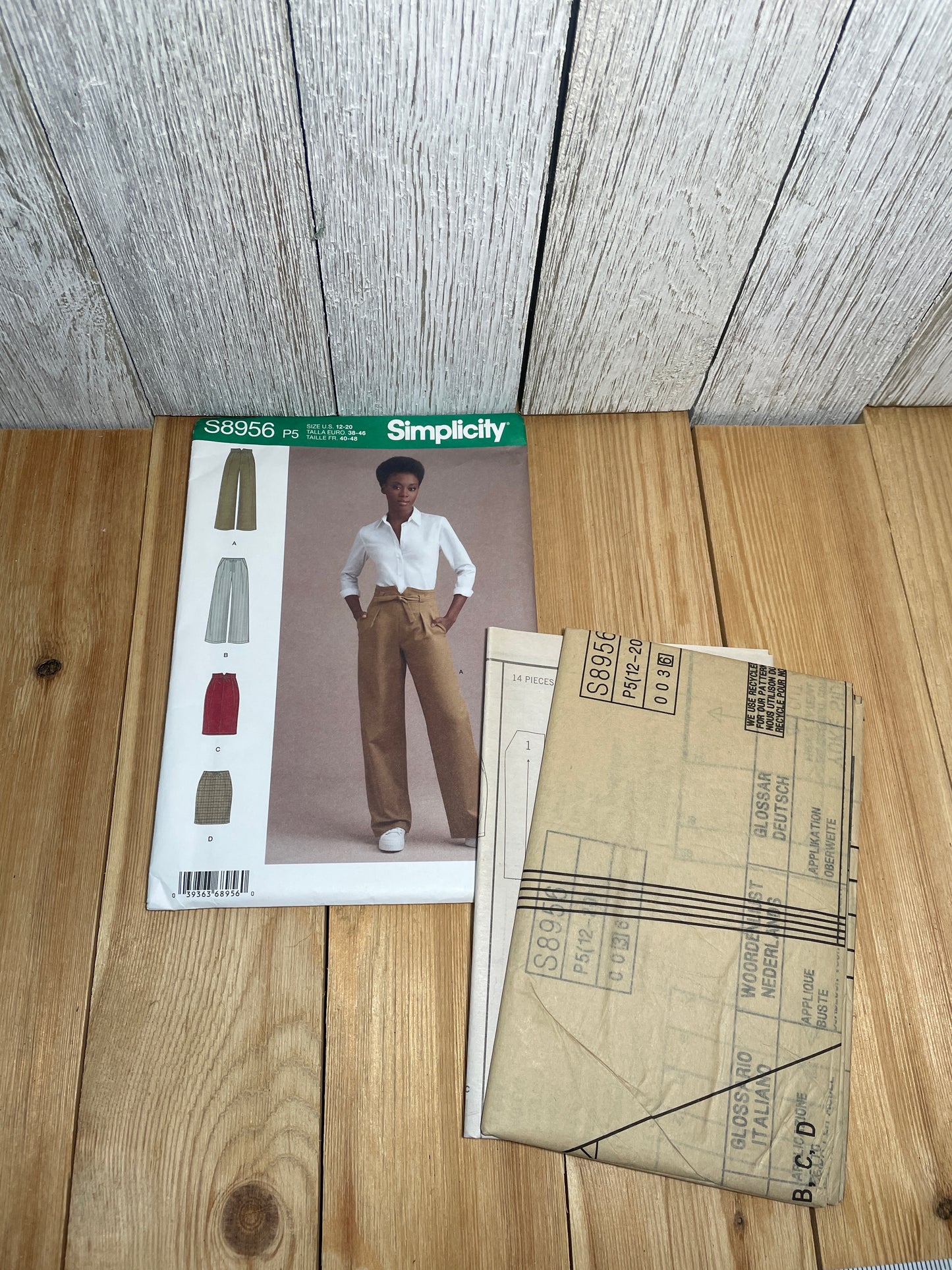 Simplicity S8956 Misses Paper Bag Waist Pants Skirt Size 12-20 Uncut FF Sewing Pattern