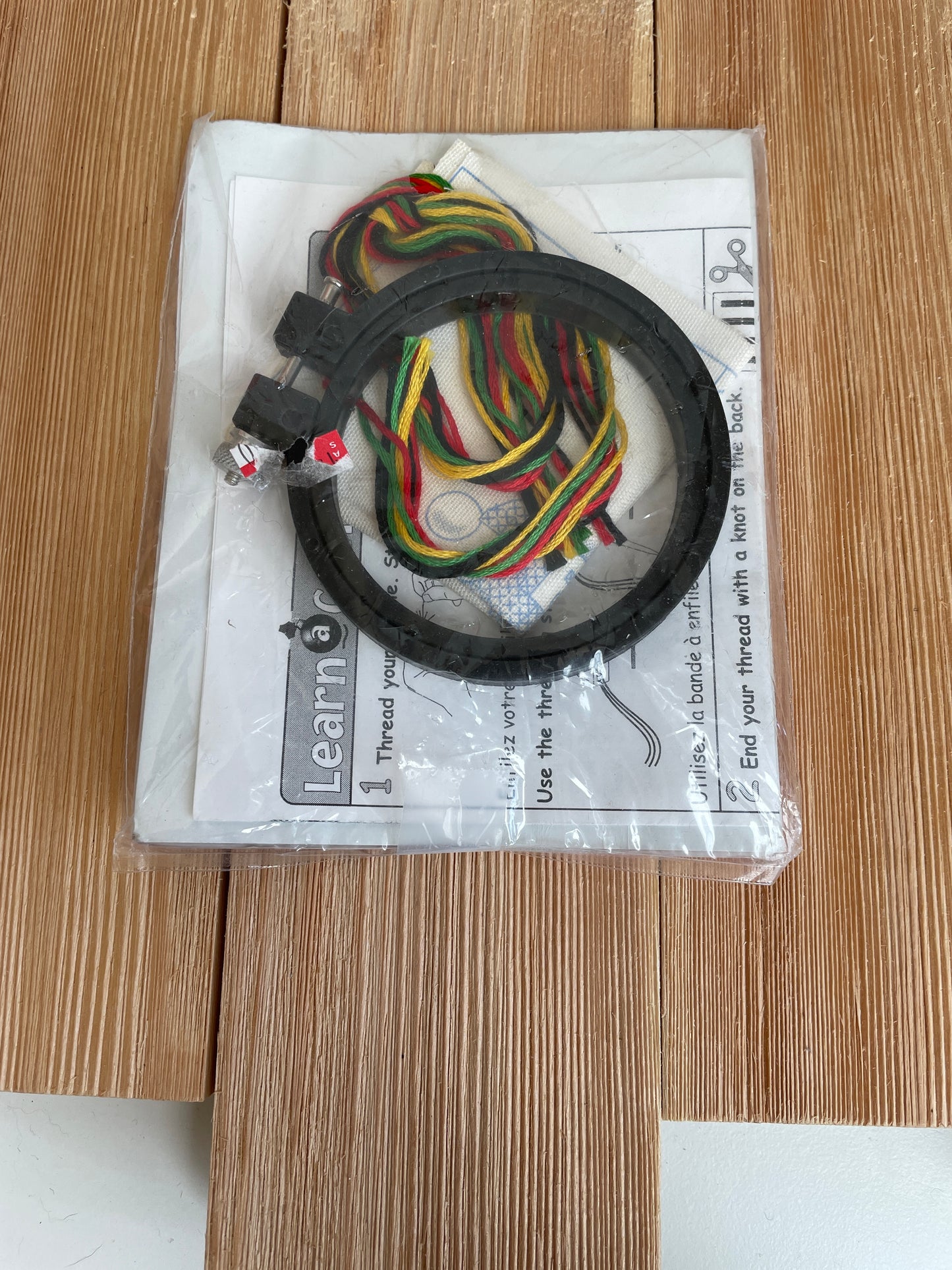 RARE Dimensions Learn a Craft for Kids Toasty Penguin Cross Stitch Kit Complete with frame Christmas