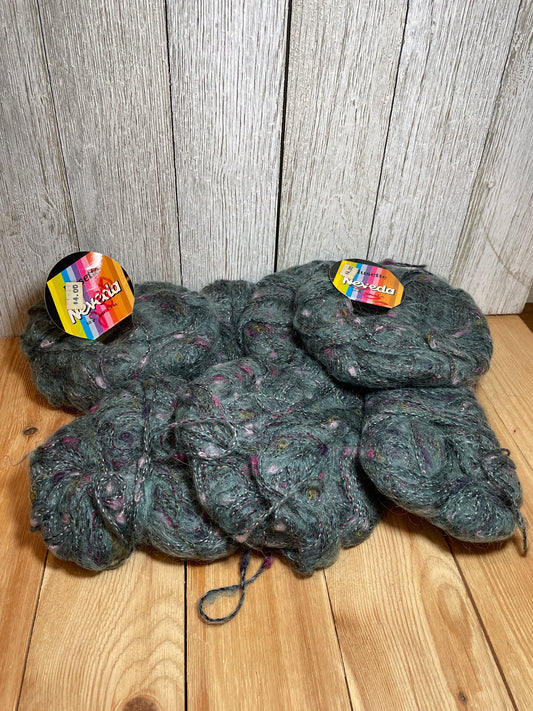 Musette Neveda 8541 8180 dark blue green Yarn (7 skein bundle)