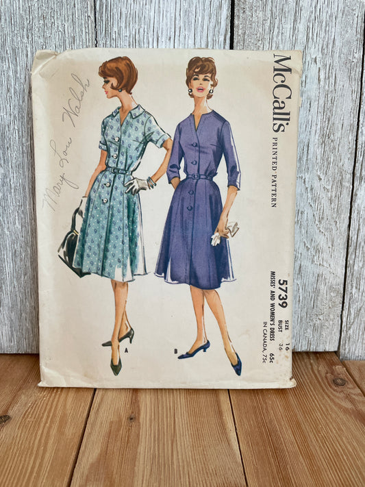 McCalls 5739 Front Button Dress Size 16 Sewing Pattern Complete