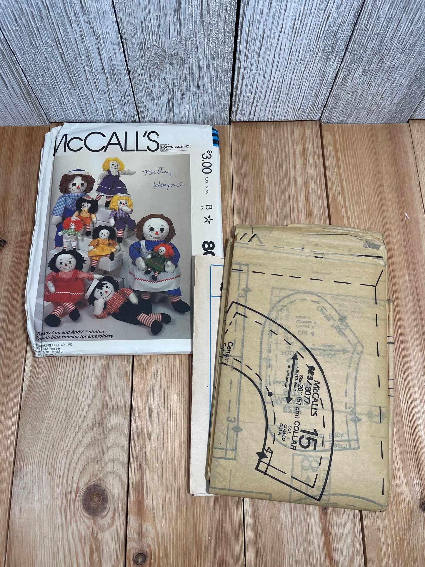 McCall's 8077 Raggedy Ann and Andy Stuffed Dolls with Clothes and Transfer 4 Sizes Pattern UNCUT FF