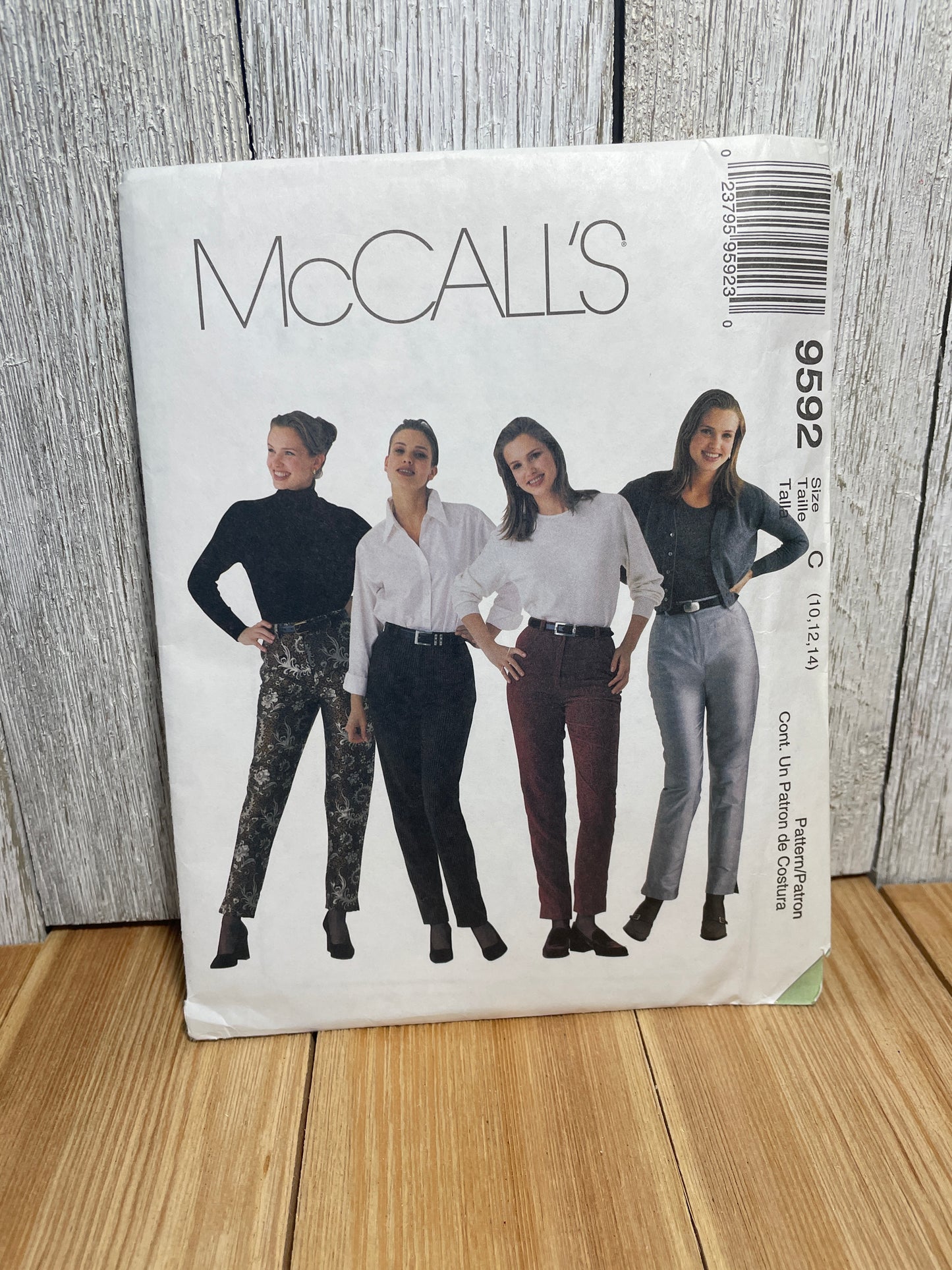 McCall's 9592 Misses Pants Fly, Belt Loops, Back Darts, and Pockets Size 10-14 Uncut FF Sewing Pattern