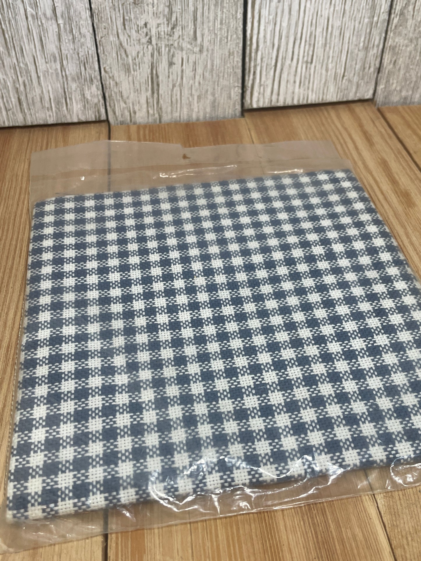 Charles Craft Guildford Gingham 100% Cotton 15"x18" Blue White Plaid Fabric Precut