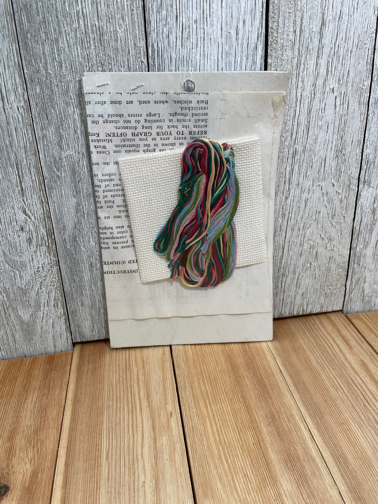 Lynn Craft Weekend Cross Stitch Raspberry Kit #51 75 NEW UNOPEN