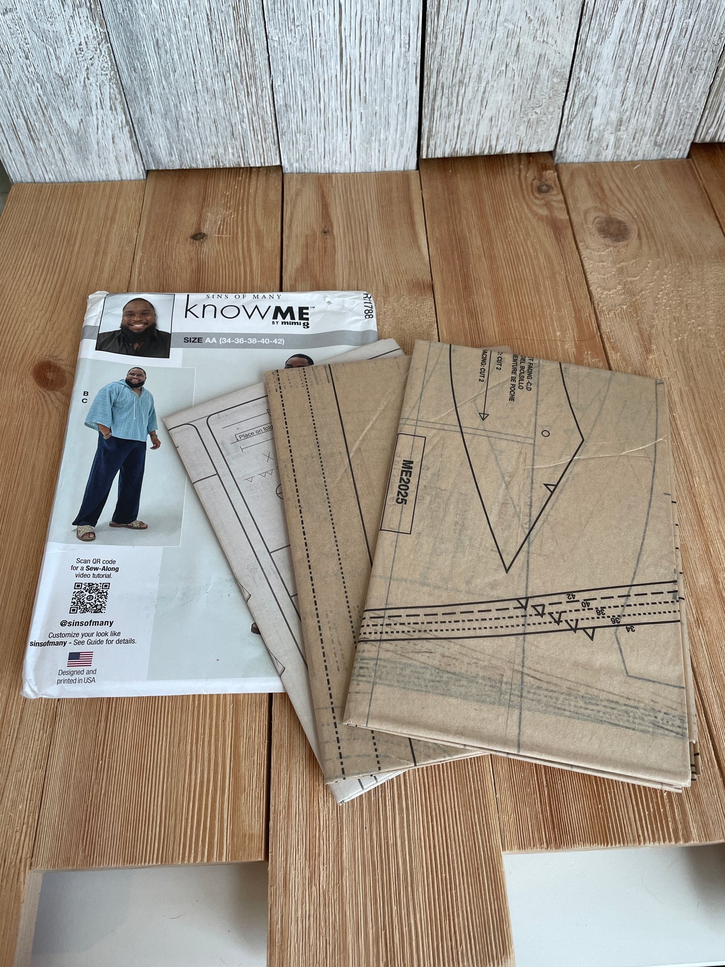 Know Me Mimi G R11788 Men's Top Hoodie and Pants Size 44-52 and 34-42 Pattern Uncut FF