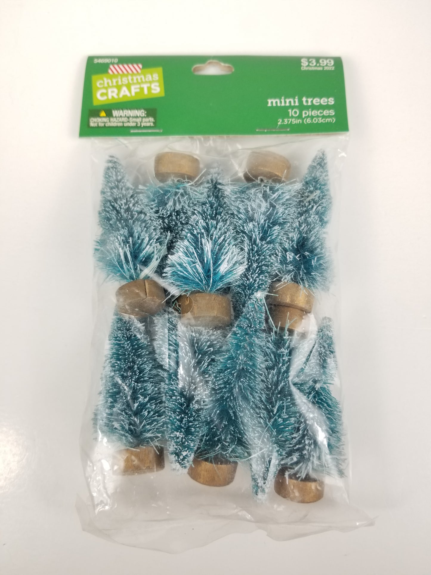 Lot of 3 holiday items Snow Globe kit Kit