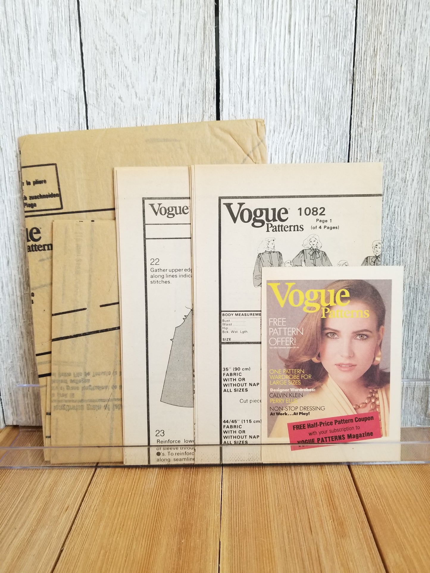 Vogue 1082 Basic Design Pattern Misses' Blouses Size 12 Uncut FF