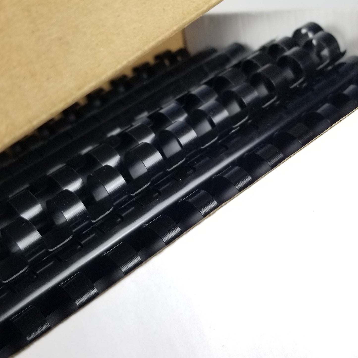 Fellowes Black plastic combs 1/2" 100 pack