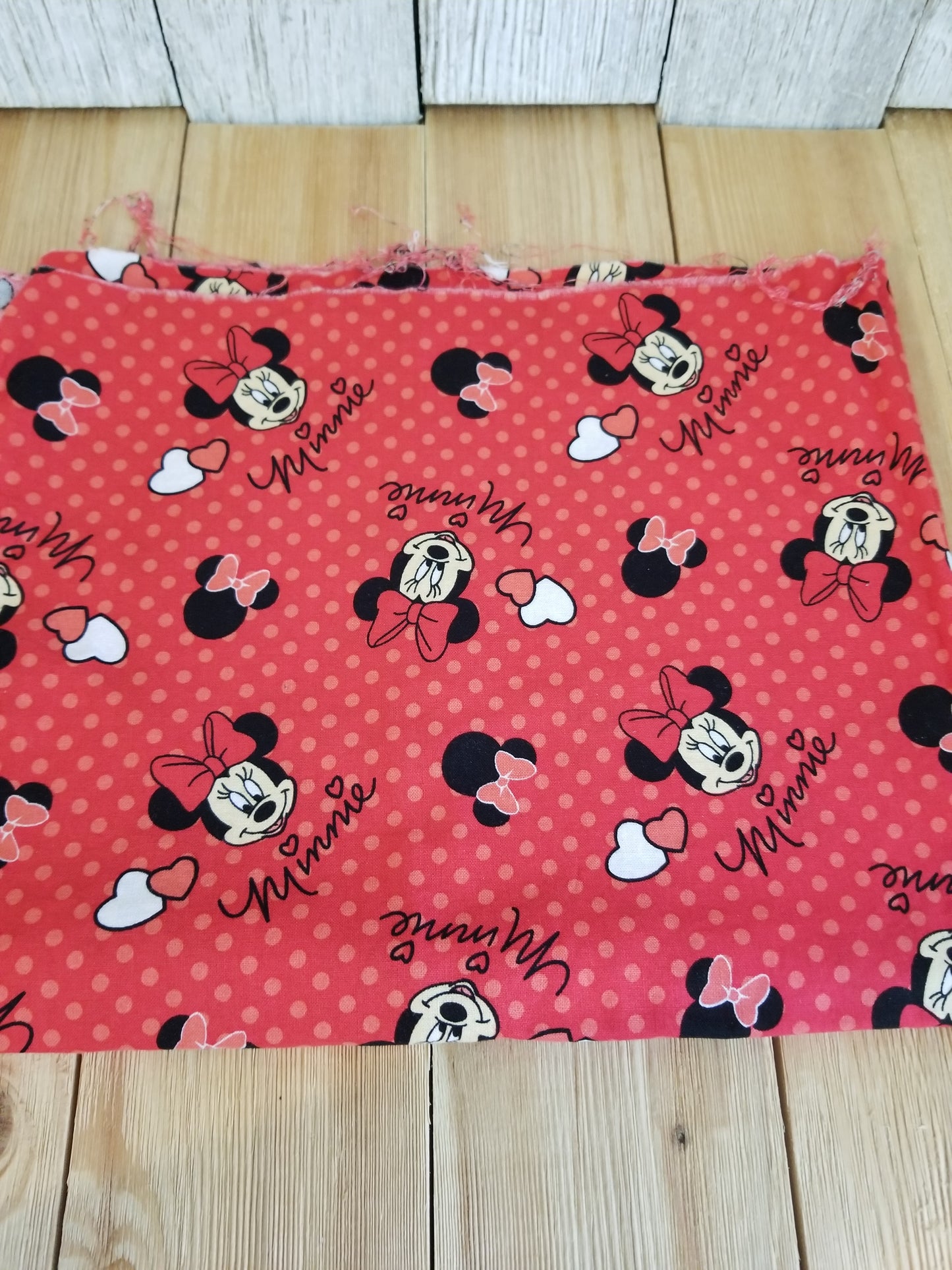 FABRIC Kids Bundle Disney Starwars, Minnie Mouse, Unicorns and Paw Patrol (lot of 4) 100% Cotton