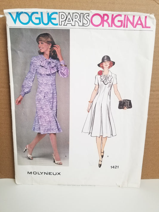 Vogue 1421 Molyneux Semi-Fitted Dress with Princess Seams, Inverted Pleats, Pointed Collar Size 16 Pattern Uncut FF