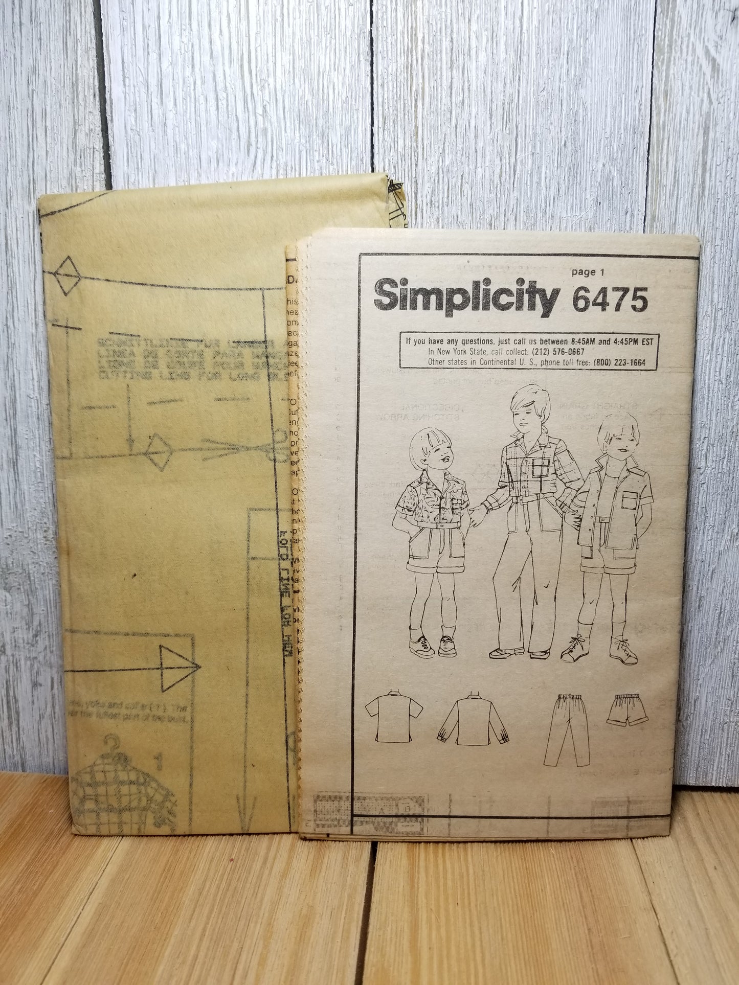 Simplicity 6475 UNCUT FF Size 3 Childs Pants Shorts and Shirt