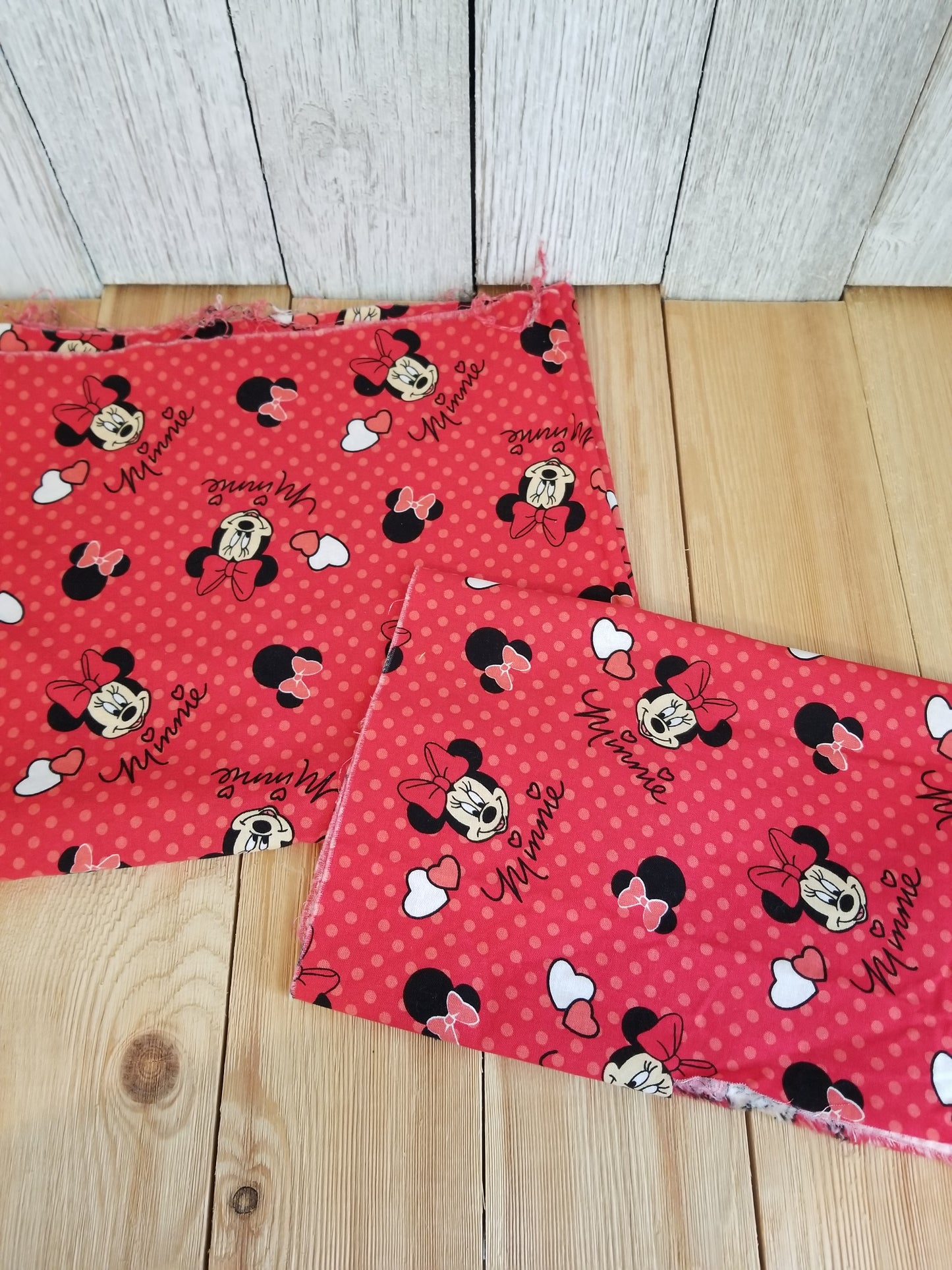 FABRIC Kids Bundle Disney Starwars, Minnie Mouse, Unicorns and Paw Patrol (lot of 4) 100% Cotton