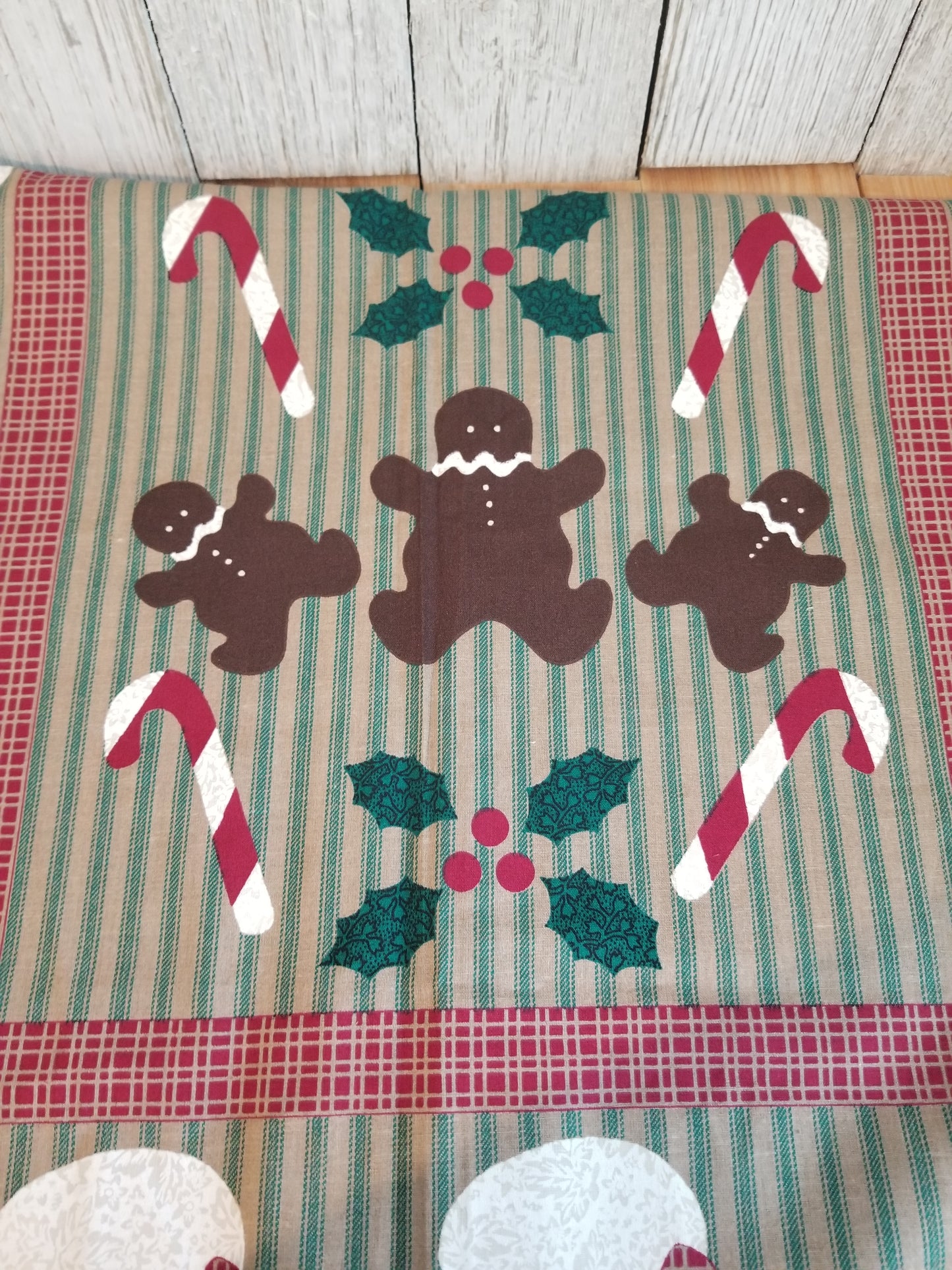 Vintage Wamsutta 100% Cotton Fabric Panel Christmas Snowman Sampler Gingerbread Men UNCUT