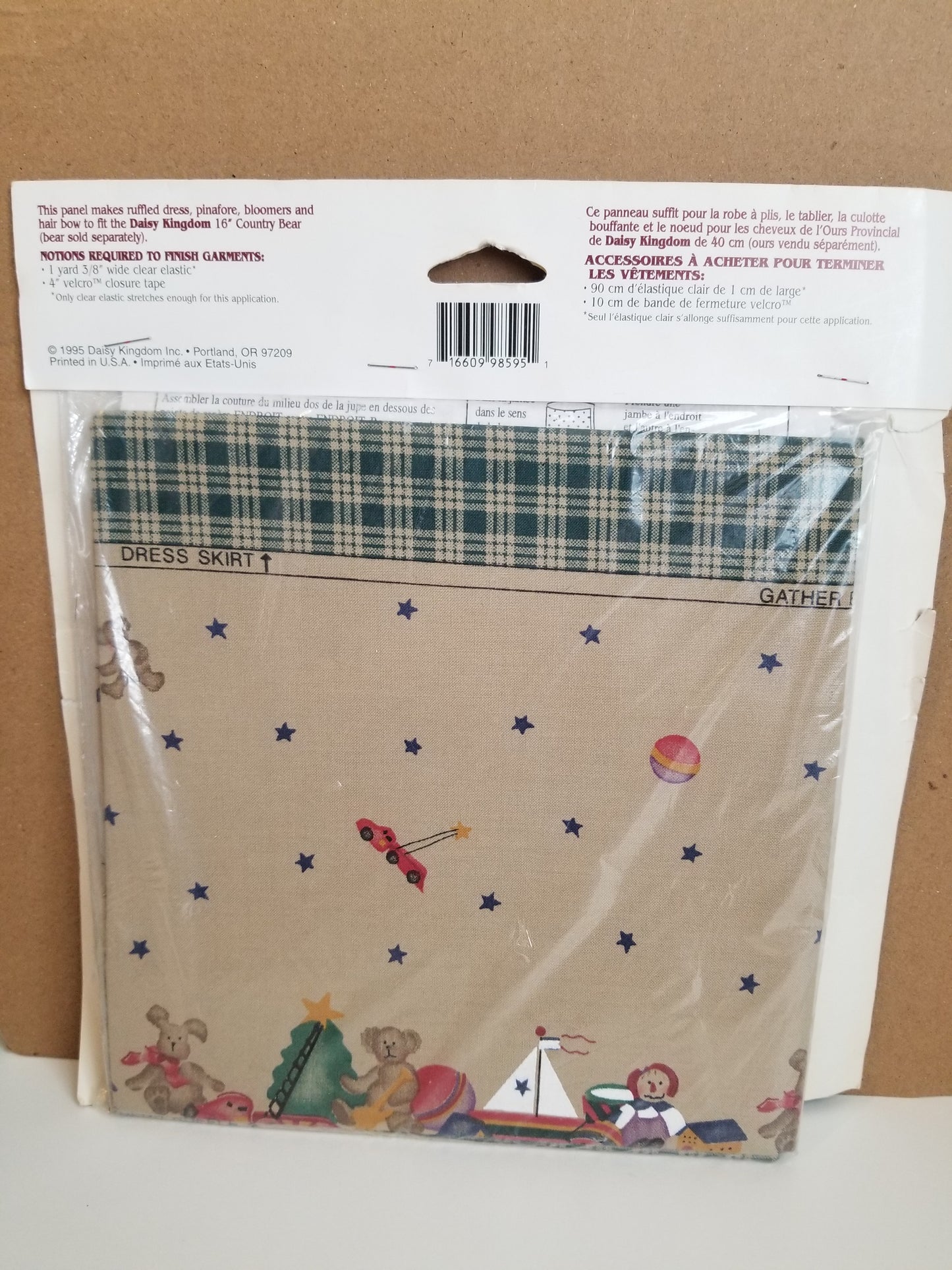 Daisy Kingdom Country Bear Hon E. Bear Clothes #32180 Sewing Kit Complete