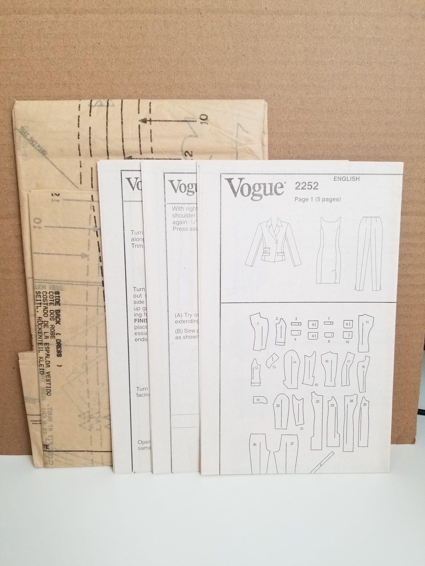 Vogue 2252 Anne Klein Misses Petite Jacket, Dress and Pants Size 8-12 Pattern Uncut FF