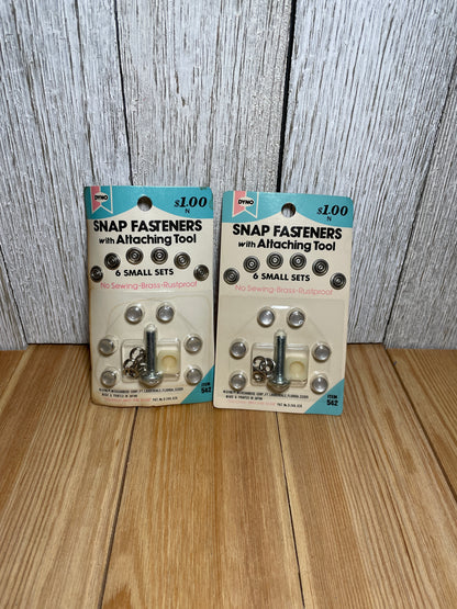 NOS Dyno Vintage Snap Fasteners with Attaching Tool Complete Set Bundle of 2