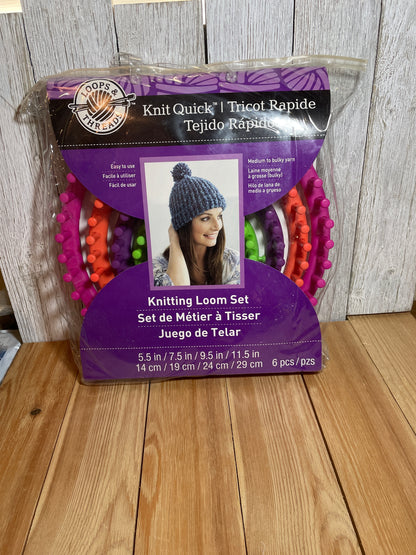 Loops and Threads Knit Quick Knitting Loom Set 6 Pieces NEW