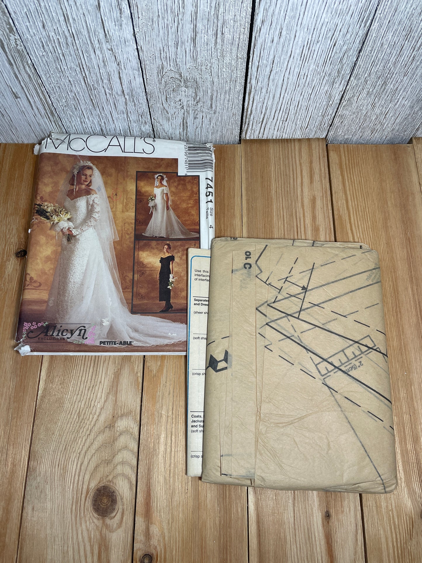 McCall's 7451 Wedding Dress Bridesmaid Dress Alicyn Exclusives Size 4 Pattern Uncut FF