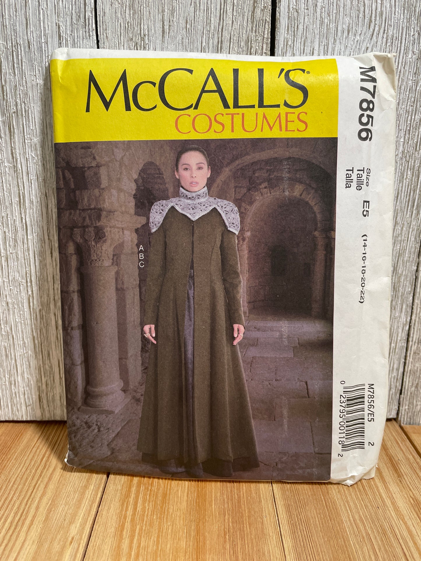 McCall's M7856 Cape, Skirt, and Collar Medieval Size 14-22 Pattern UNCUT FF Halloween Costume
