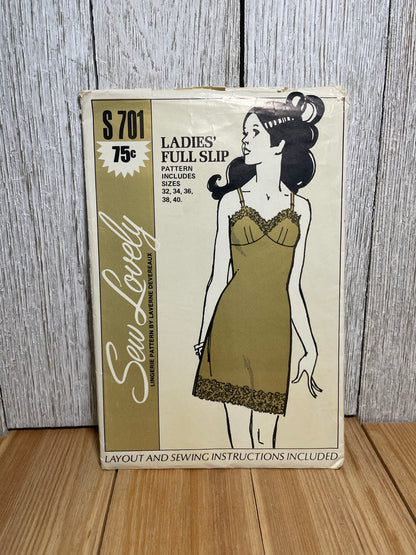 Sew Lovely Ladies Full Slip S701 Pattern Size 32-38 Vintage 1970 Cut Complete