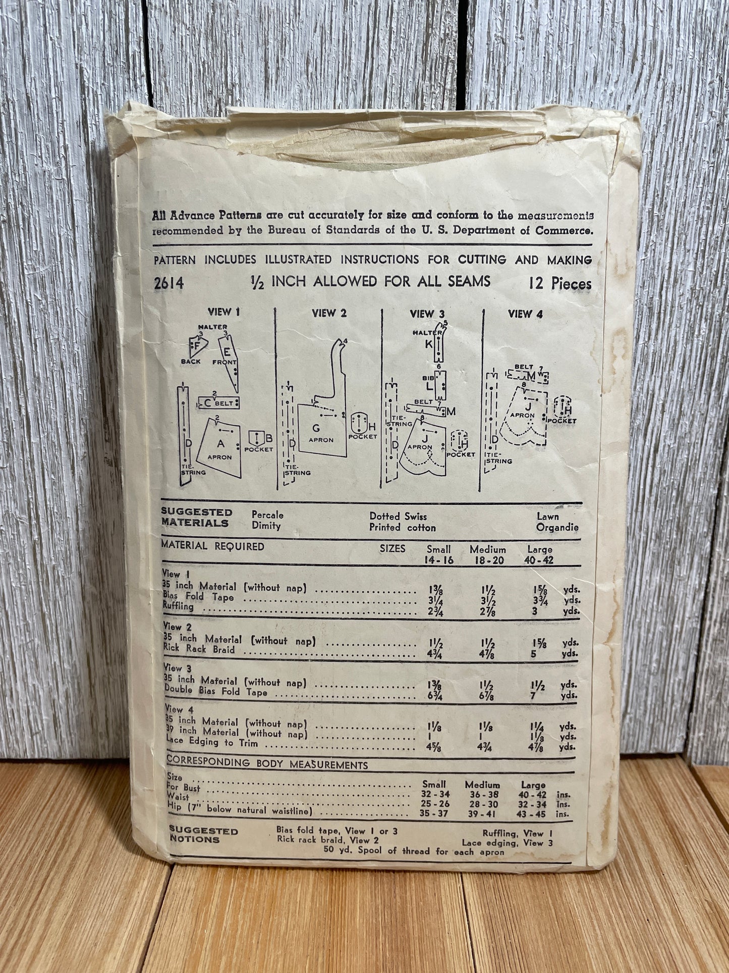 Advance Pattern 2614 Pointed Tiered Ruffled Apron Size Small 32"-34" Bust Pattern