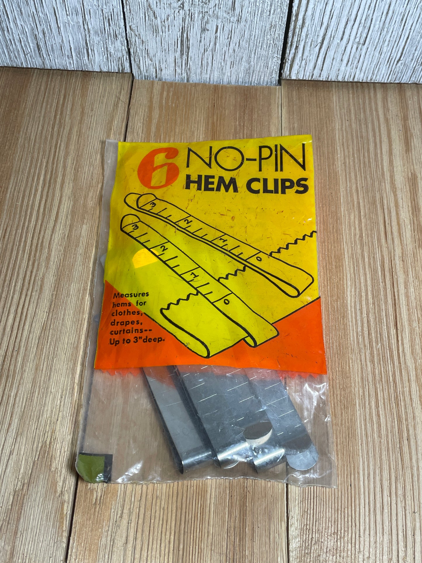 No Pin Hem Clips with Measuring Tape Set of 6 NEW UNOPEND PACKAGE