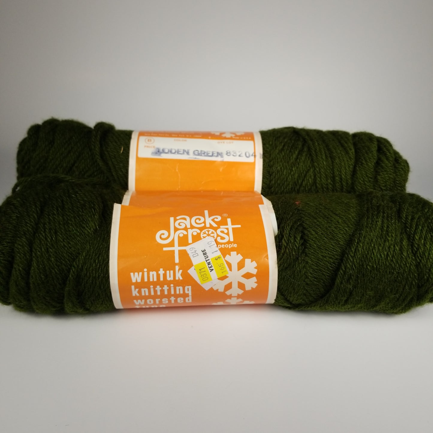 Jack Frost Loden Green Yarn