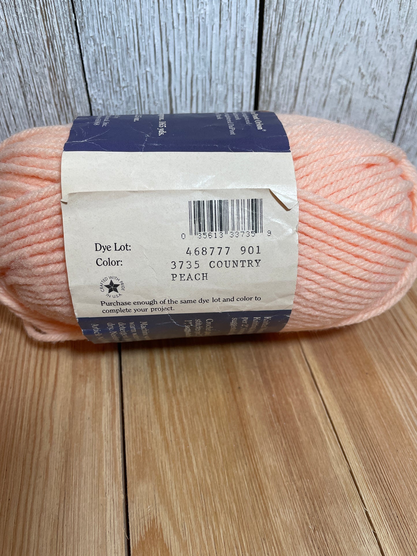 VINTAGE Sayelle 6 3735 Country Peach Yarn
