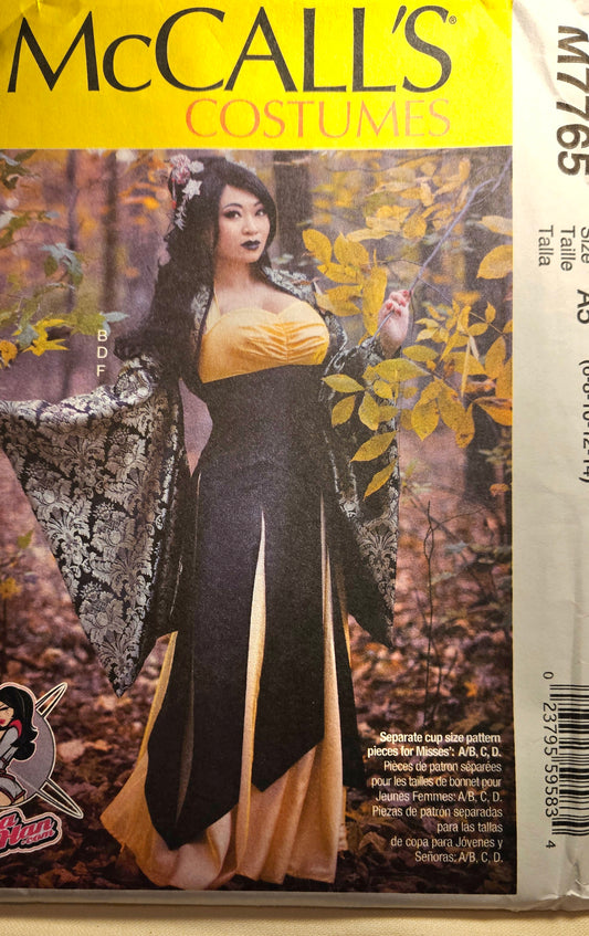 McCall's COSTUMES #7765 Yaya Han cosplay misses 6-14 uncut ff sewing pattern