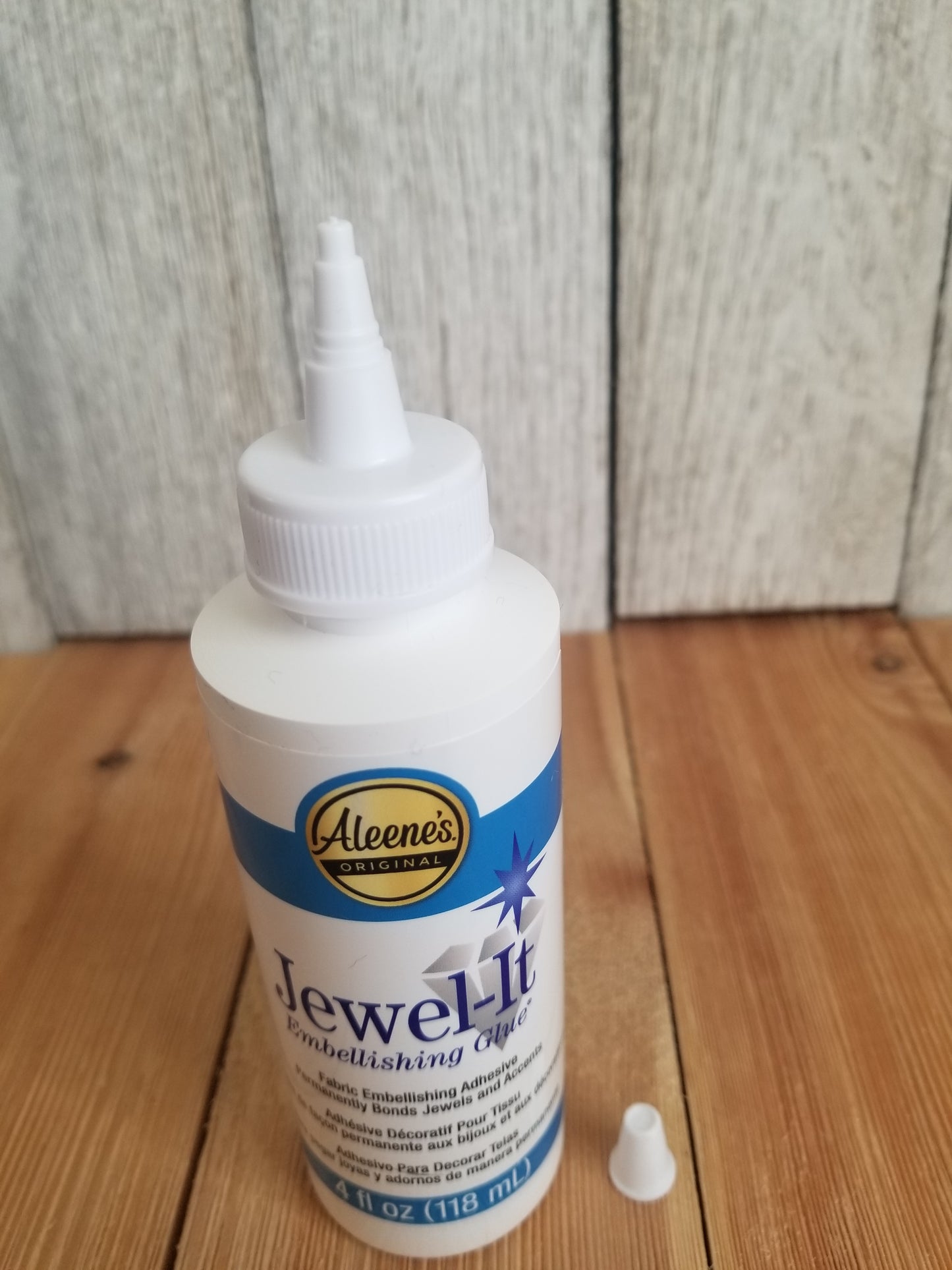 Aleene's Jewel-It Embellishing Glue Fabric Adhesive