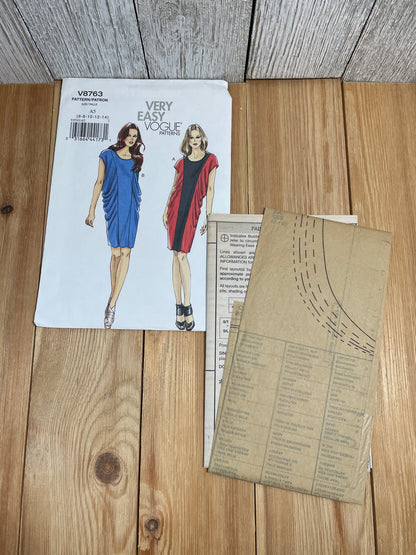 Vogue V8763 Loose Fitting Gathered Pullover Dress Size 6-14 Pattern UNCUT FF