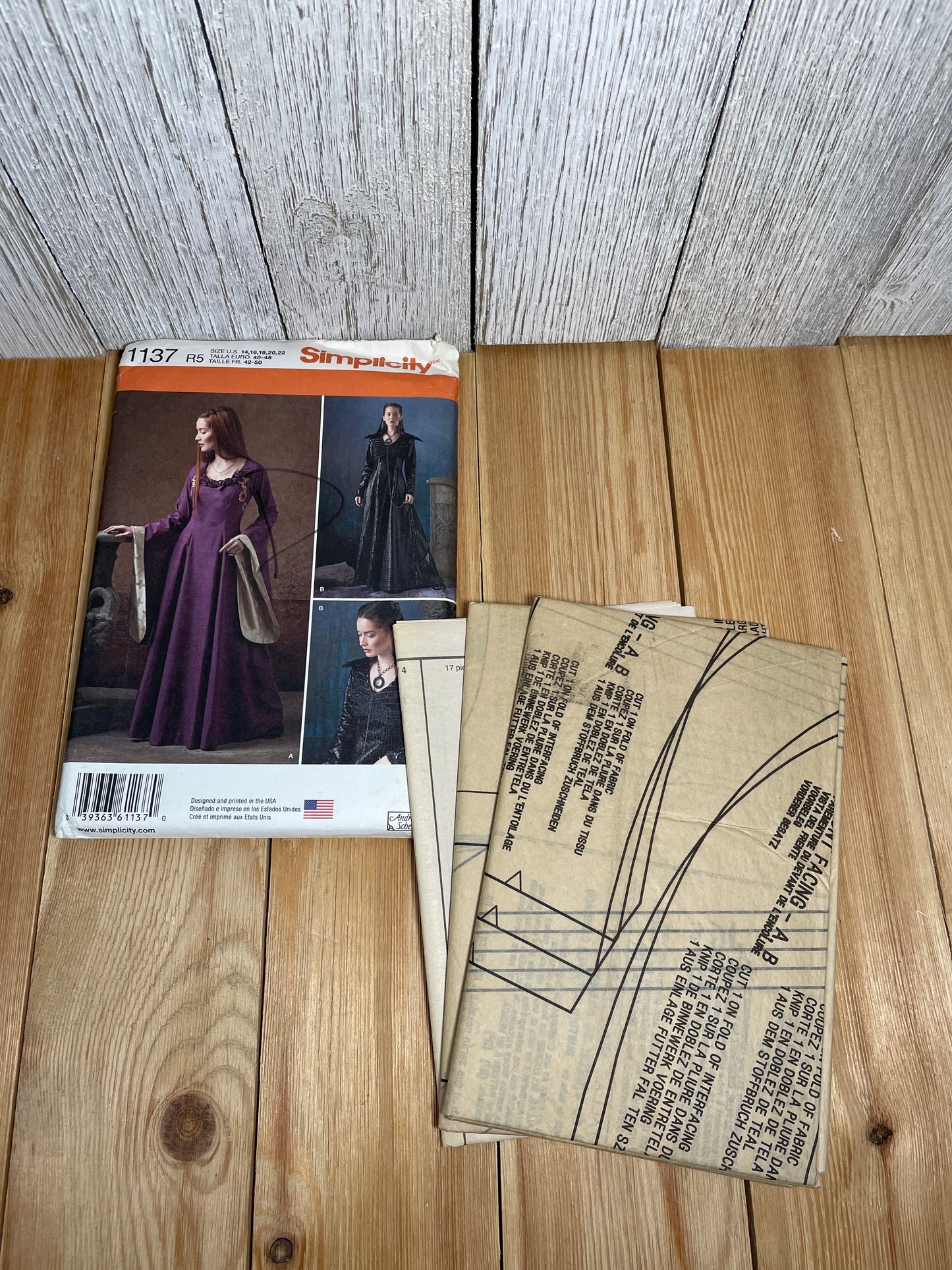 Simplicity 1137 Dragon Queen Medieval Fantasy Dress Bell Sleeves and Feather Collar Size 14-22 Pattern UNCUT FF Halloween Costume