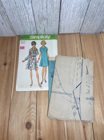 Vintage Ephemera Simplicity Plus Size 3 Pattern Bundle 8408 8659 8602 and Original Shipping Envelope Sizes 22.5/42 UNCUT FF