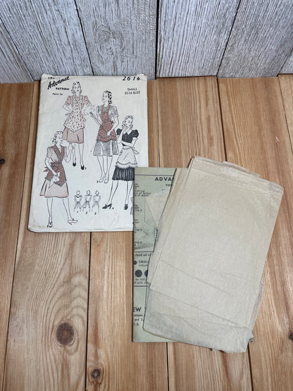 Advance Pattern 2614 Pointed Tiered Ruffled Apron Size Small 32"-34" Bust Pattern