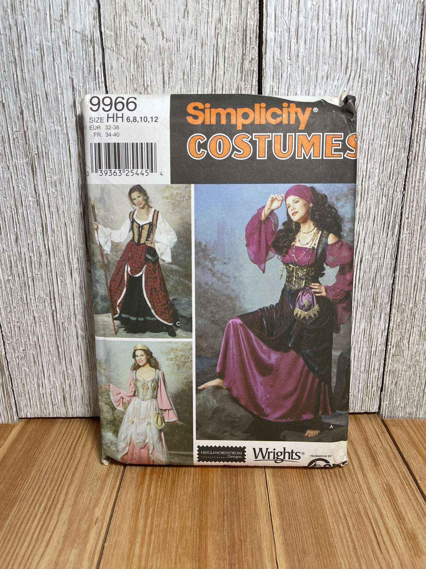 Simplicity 9966 Maiden, Princess Medieval Renaissance Gown Size 6-12 Pattern UNCUT FF Halloween Costume