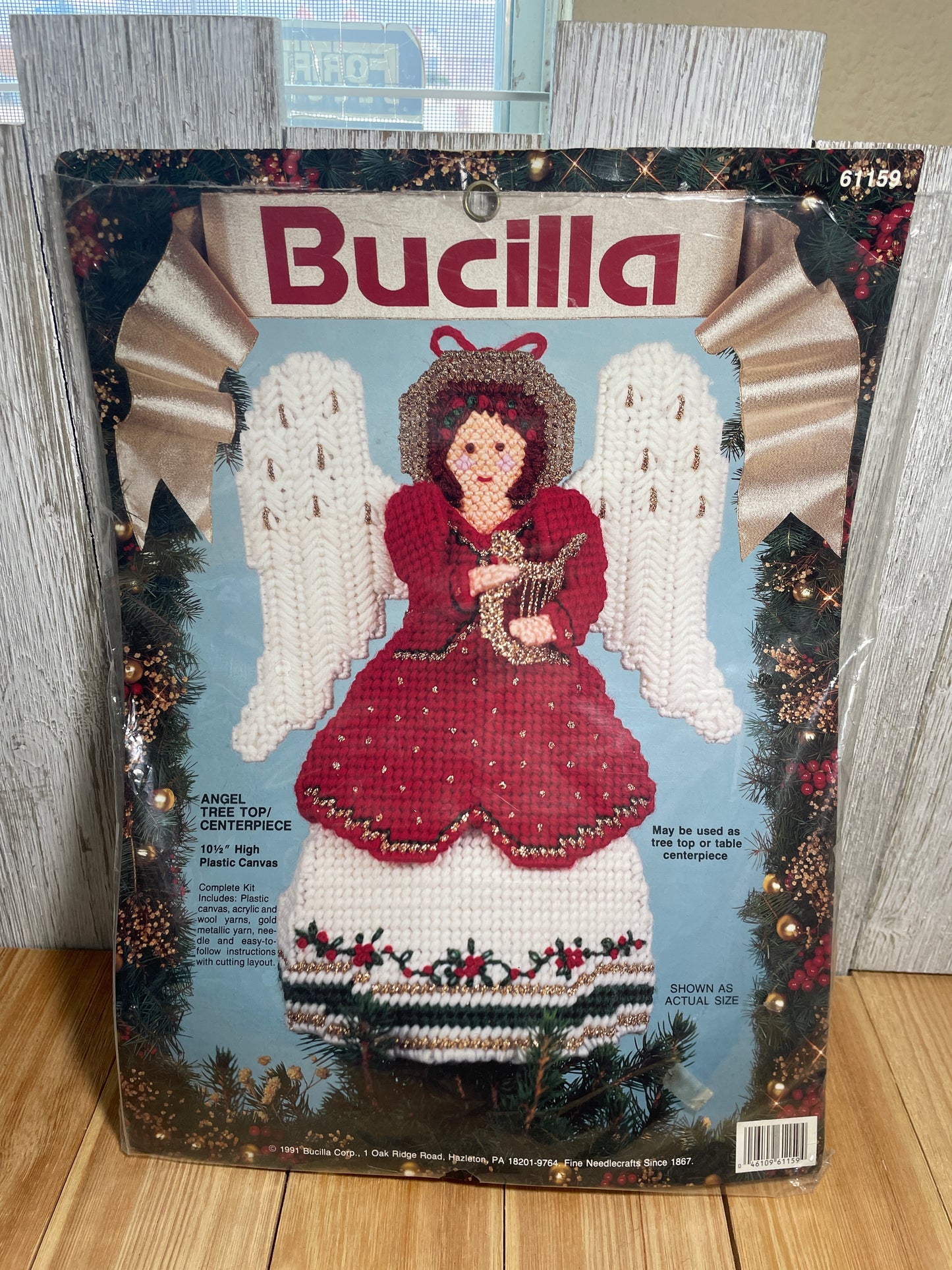 Bucilla Christmas Plastic Canvas Kit Angel Tree Top/ Centerpiece 61159