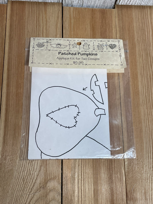 Quilt Country Patched Pumpkins Applique Pattern Opened