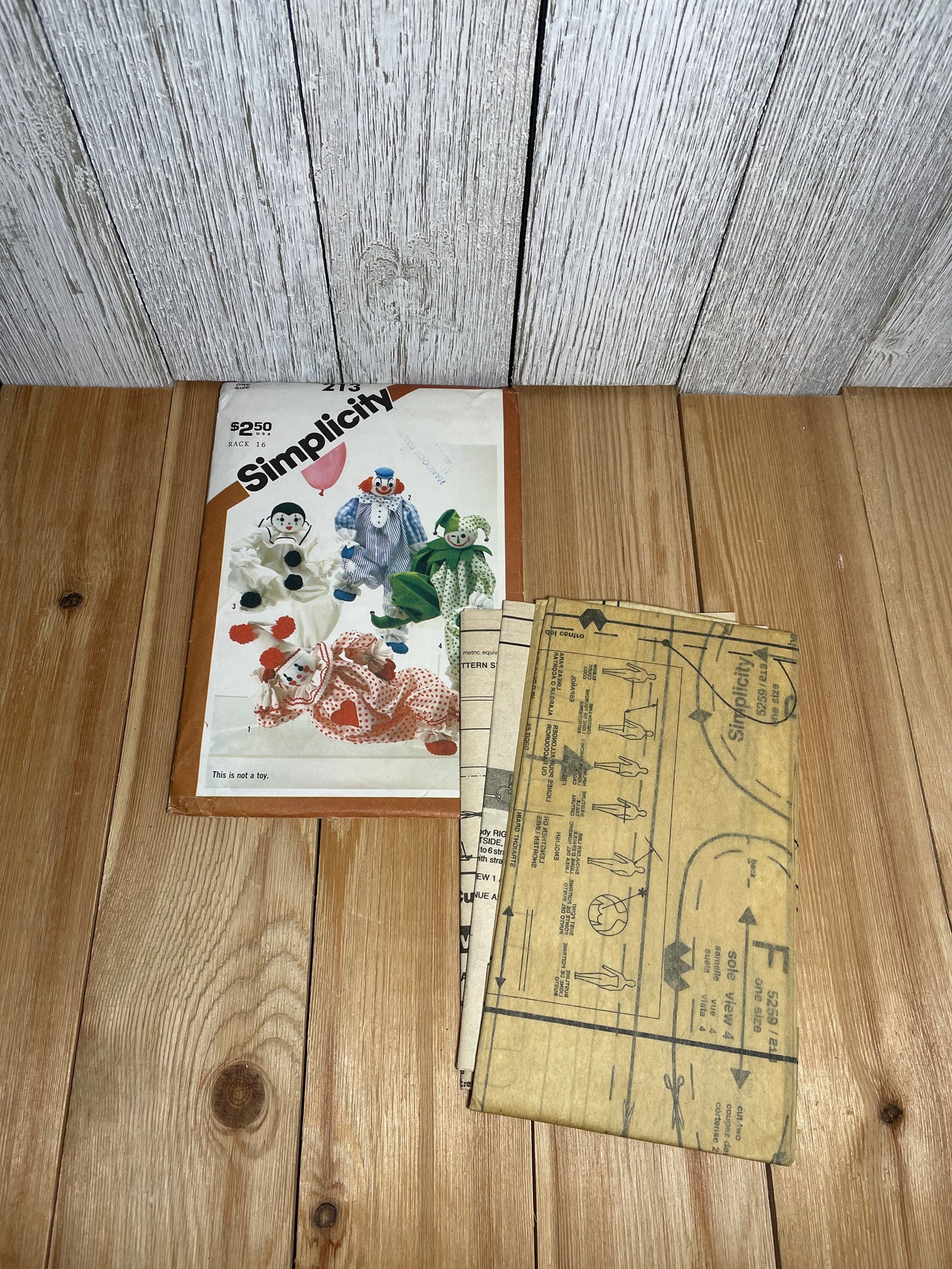 Simplicity 213 5259 Decorative Craft Clowns in Four Styles Transfers includes Pattern UNCUT FF