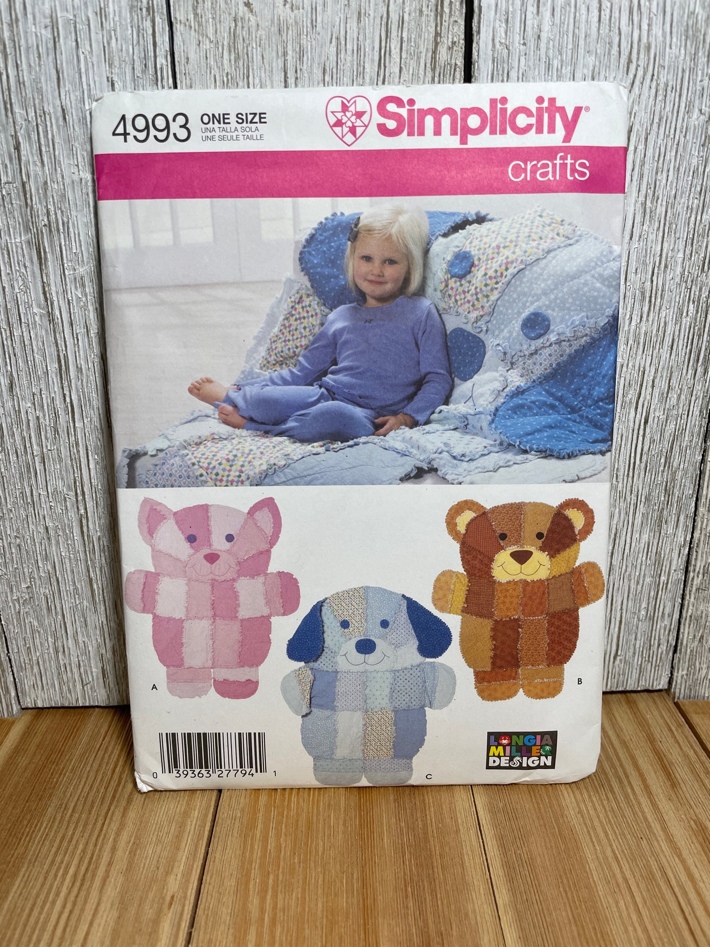 Simplicity 4993 Rag Quilt Wall Hanging Throw Dog Cat Bear One Size Pattern UNCUT FF